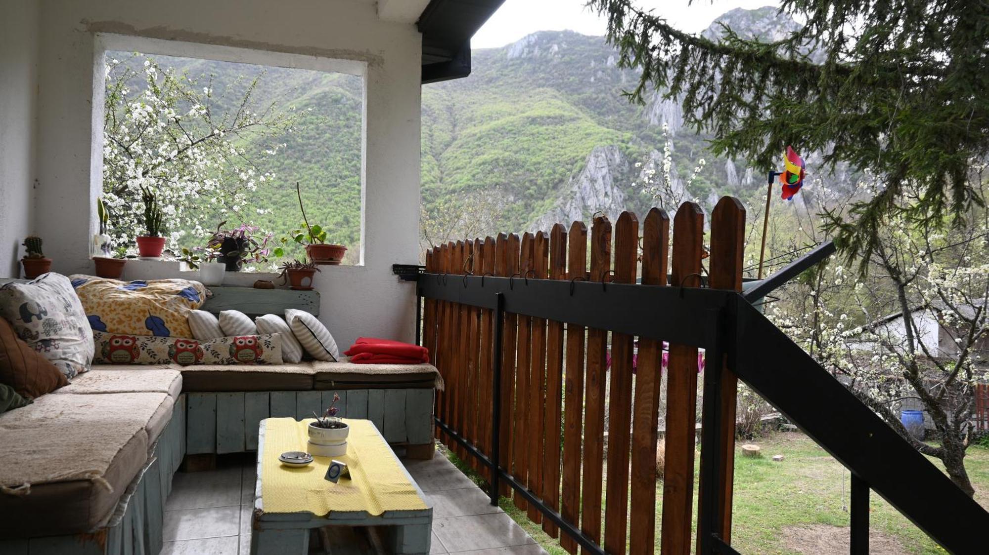 Canyon Matka - Unique Place For Stay Skopje Exteriör bild